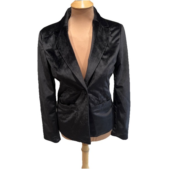 Cbrand Jackets & Blazers - Women's Black Soft Velvet Blazer Size Small Single Button Whimsigoth Minimalist